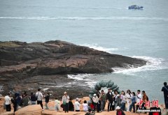 中国大陆距台湾本岛最近地——福建平潭68海里景区吸引游客