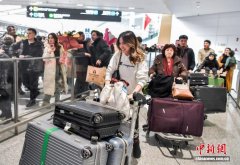 40余名土耳其新疆籍侨胞返乡探亲